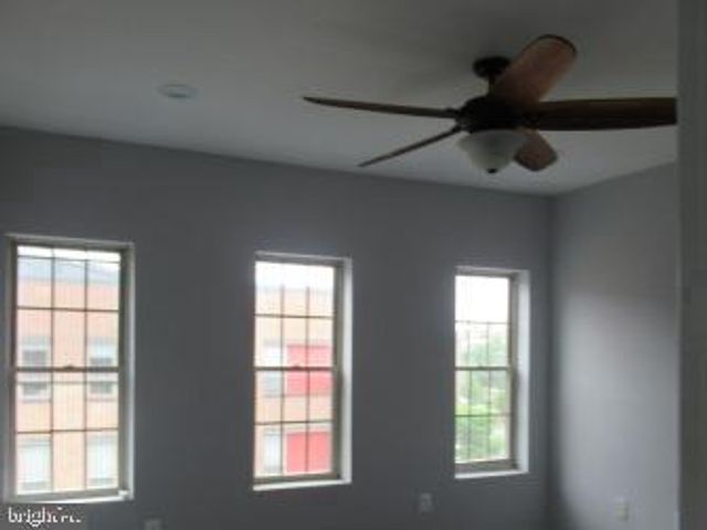 1215 E PRESTON ST, Baltimore, MD 21202