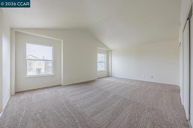 122 122 Bridgeview Ct, Crockett, CA 94525