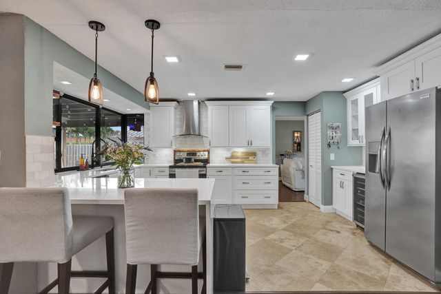 8500 NW 19th Drive, Coral Springs, FL 33071