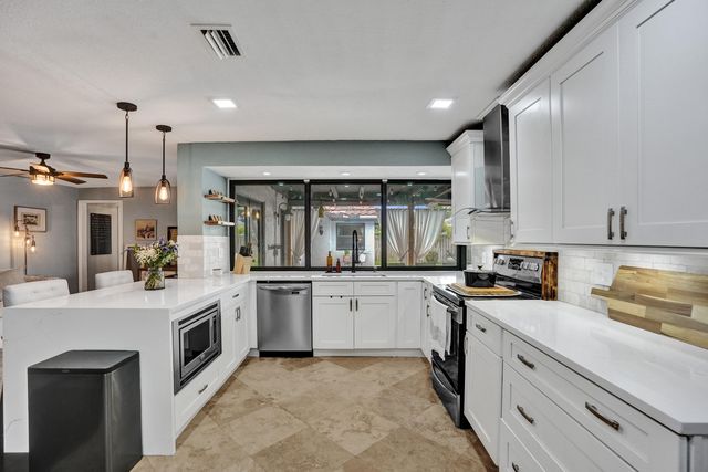 8500 NW 19th Drive, Coral Springs, FL 33071