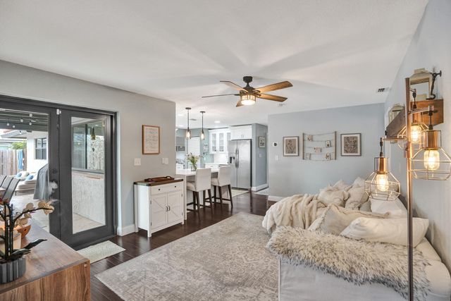 8500 NW 19th Drive, Coral Springs, FL 33071