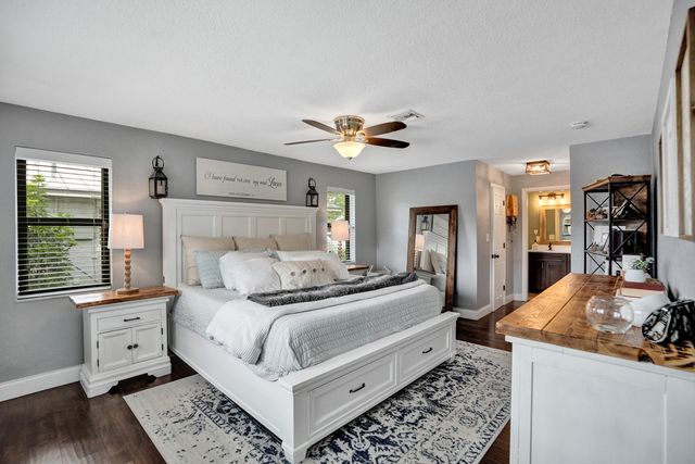 8500 NW 19th Drive, Coral Springs, FL 33071