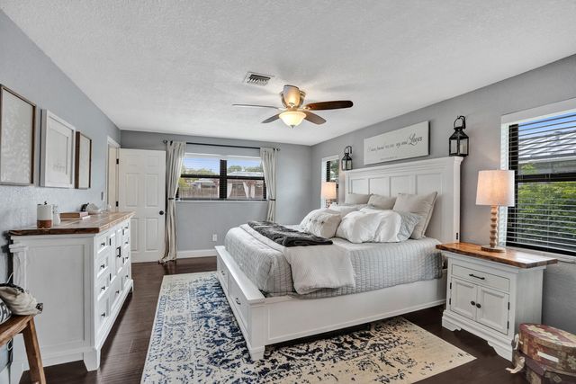 8500 NW 19th Drive, Coral Springs, FL 33071