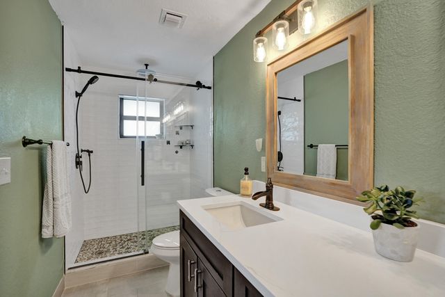 8500 NW 19th Drive, Coral Springs, FL 33071