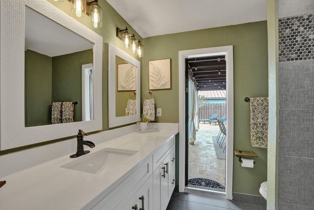 8500 NW 19th Drive, Coral Springs, FL 33071