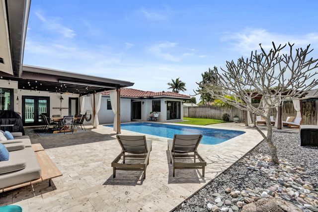 8500 NW 19th Drive, Coral Springs, FL 33071