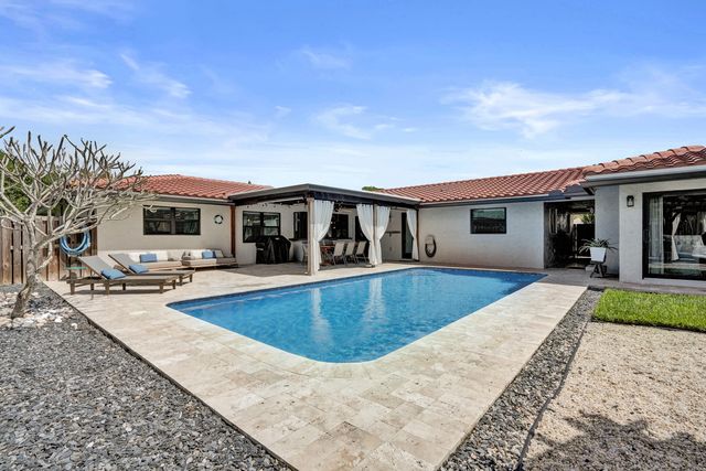 8500 NW 19th Drive, Coral Springs, FL 33071