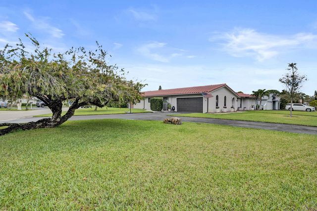 8500 NW 19th Drive, Coral Springs, FL 33071
