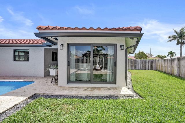 8500 NW 19th Drive, Coral Springs, FL 33071