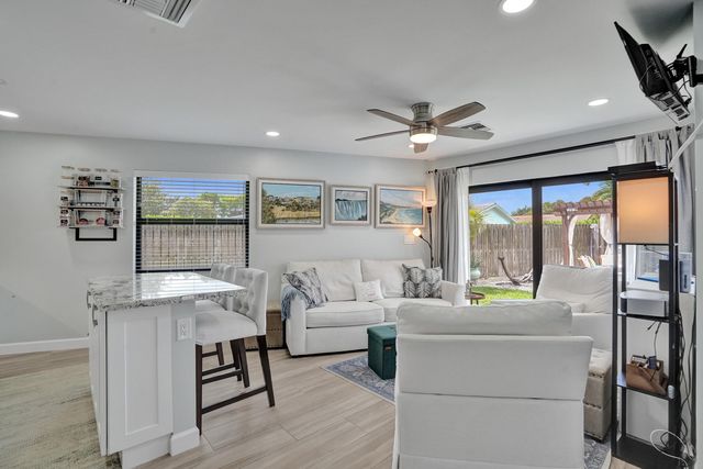 8500 NW 19th Drive, Coral Springs, FL 33071