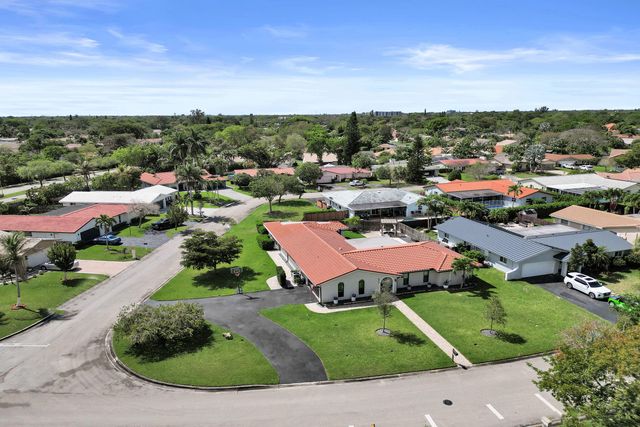 8500 NW 19th Drive, Coral Springs, FL 33071