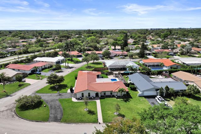 8500 NW 19th Drive, Coral Springs, FL 33071