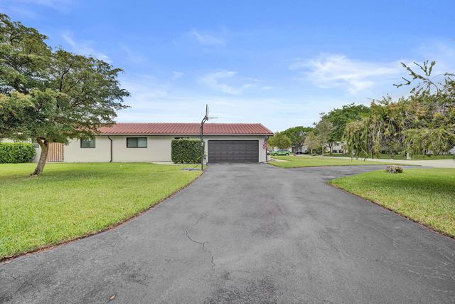 8500 NW 19th Drive, Coral Springs, FL 33071