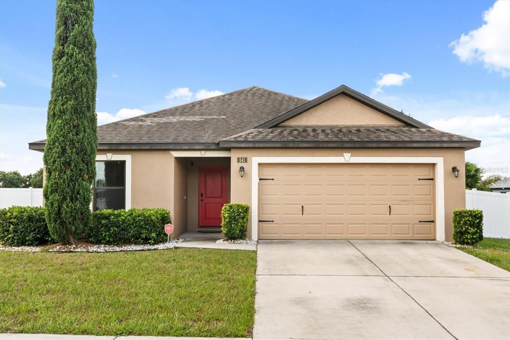 541 ANTIGUA AVENUE, Tavares, FL 32778
