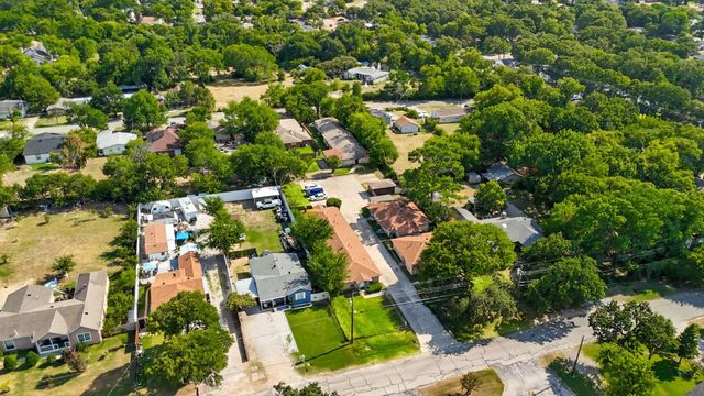 1516 W 7th Street, Irving, TX 75060