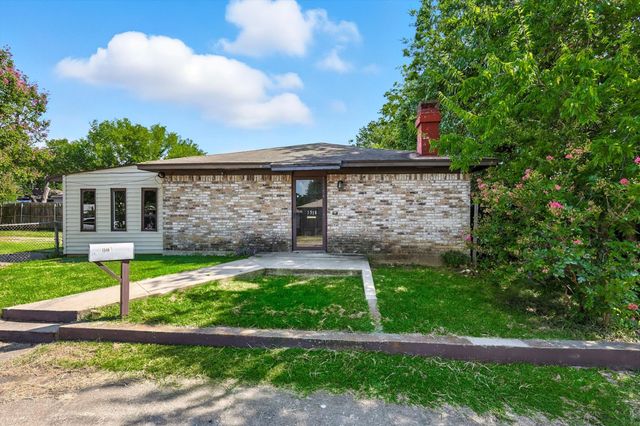 1516 W 7th Street, Irving, TX 75060