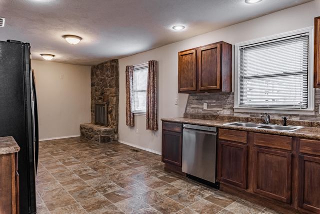 607 S Grandview Avenue, Springfield, MO 65802