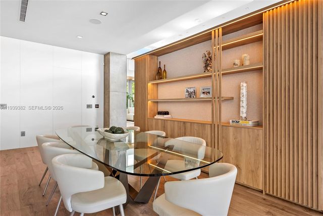 7218 SW 102nd St, Pinecrest, FL 33156