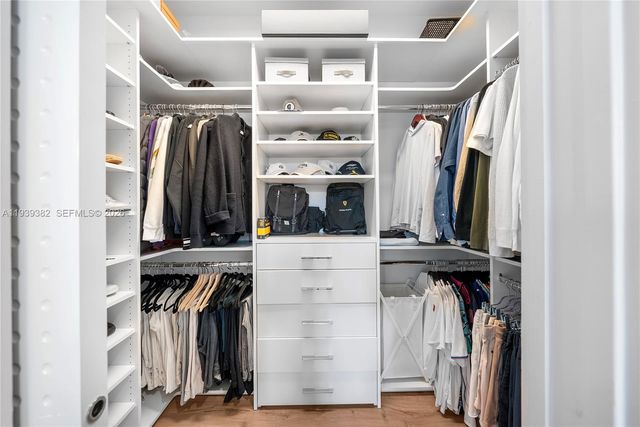 7218 SW 102nd St, Pinecrest, FL 33156