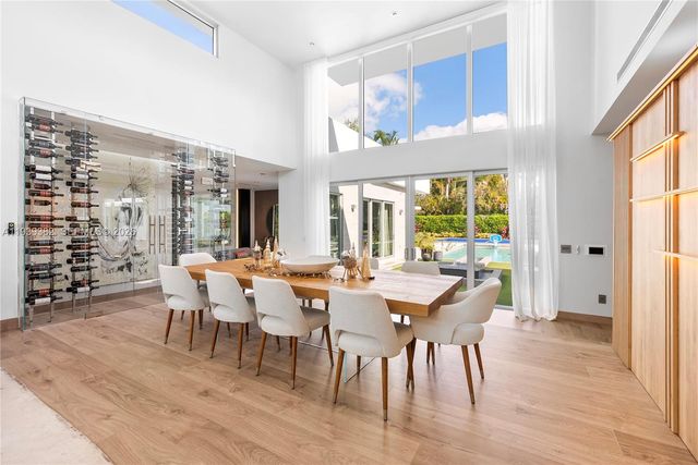 7218 SW 102nd St, Pinecrest, FL 33156