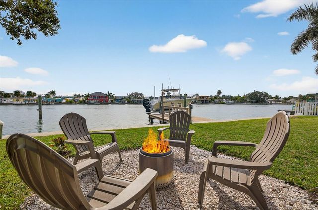 333 LA HACIENDA DRIVE, Indian Rocks Beach, FL 33785