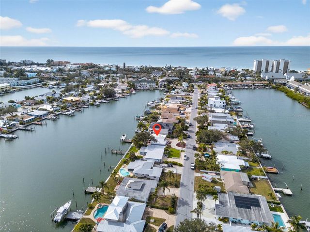 333 LA HACIENDA DRIVE, Indian Rocks Beach, FL 33785