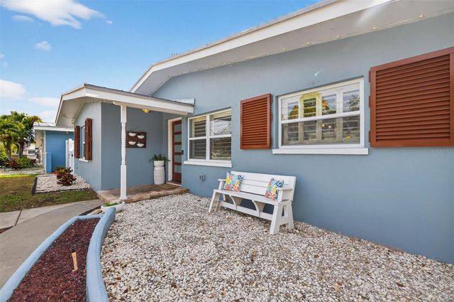 333 LA HACIENDA DRIVE, Indian Rocks Beach, FL 33785