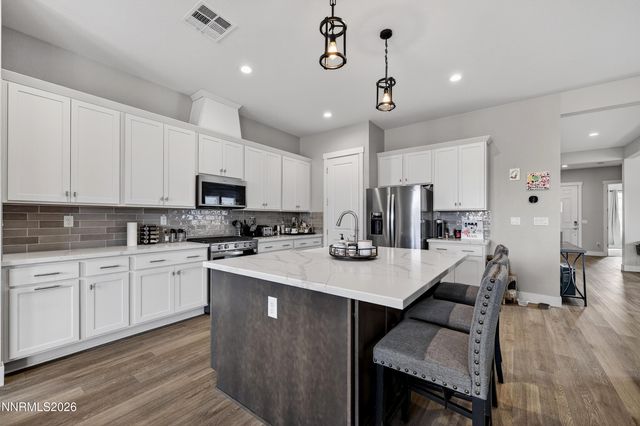 2198 Sprague Drive, Sparks, NV 89436