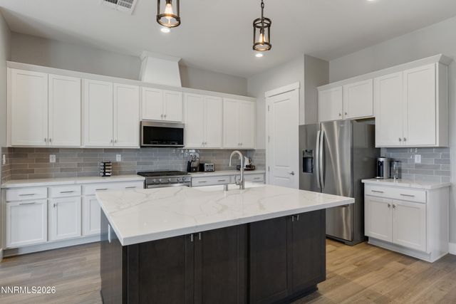 2198 Sprague Drive, Sparks, NV 89436