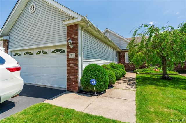 71 Niagara Shore Drive, Tonawanda, NY 14150