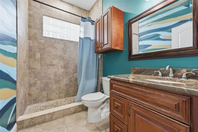 25672 NW 173RD AVENUE, High Springs, FL 32643