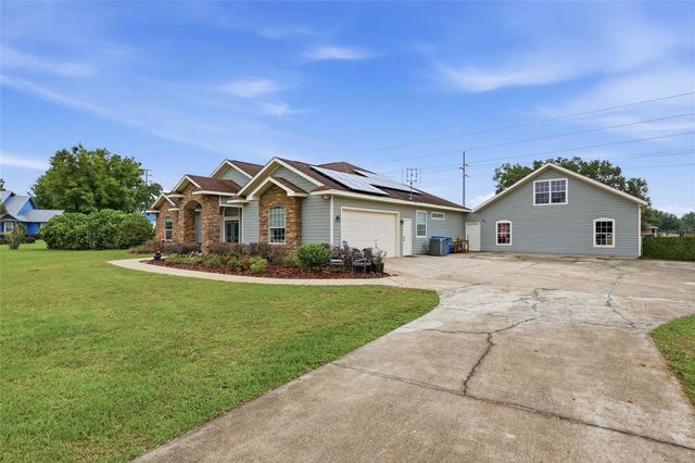 25672 NW 173RD AVENUE, High Springs, FL 32643
