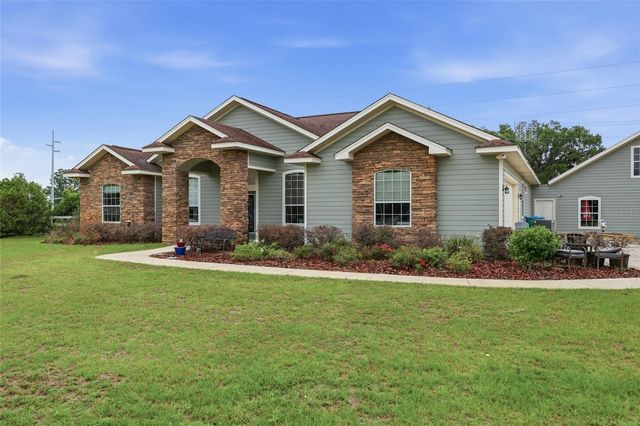 25672 NW 173RD AVENUE, High Springs, FL 32643