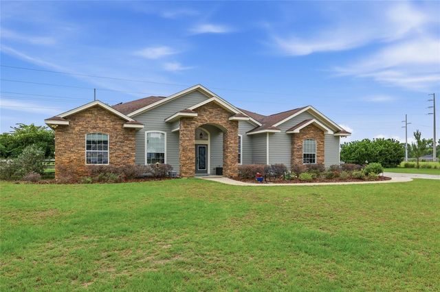 25672 NW 173RD AVENUE, High Springs, FL 32643