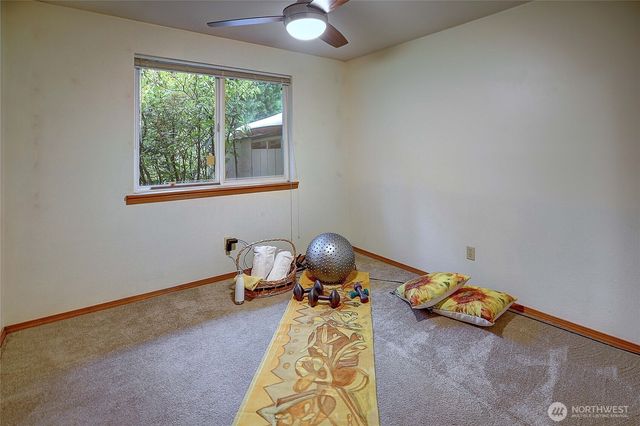 2931 SE Camano Drive, Camano Island, WA 98282