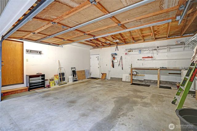 2931 SE Camano Drive, Camano Island, WA 98282