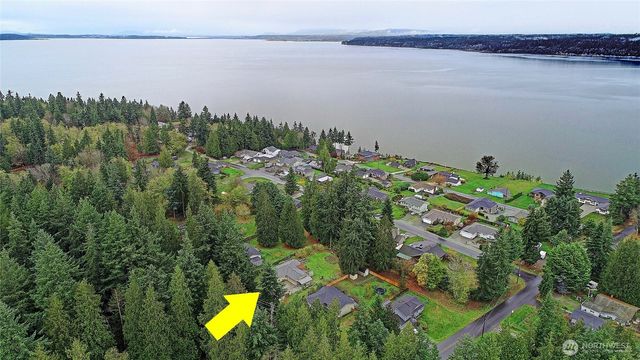 2931 SE Camano Drive, Camano Island, WA 98282