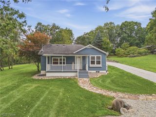 5104 Arlington Road, Green, OH 44720
