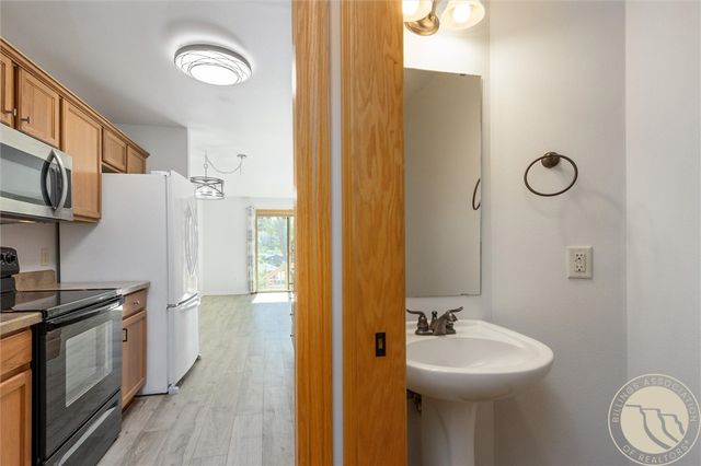 574 Killarney STREET, Billings, MT 59105