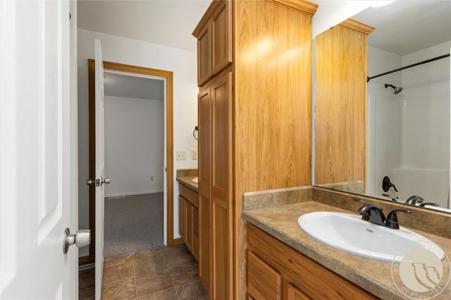 574 Killarney STREET, Billings, MT 59105