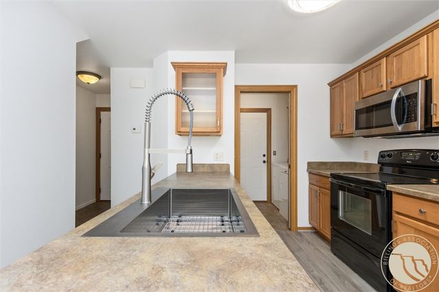 574 Killarney STREET, Billings, MT 59105