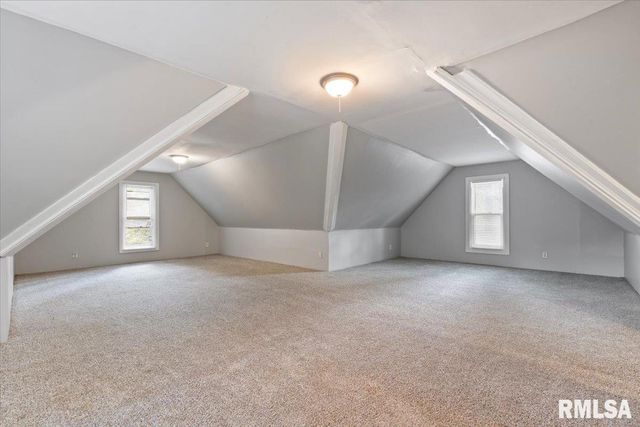 1616 ESPLANADE Avenue, Davenport, IA 52803