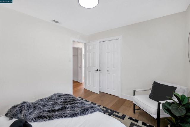 2412 Alamo St, Pinole, CA 94564