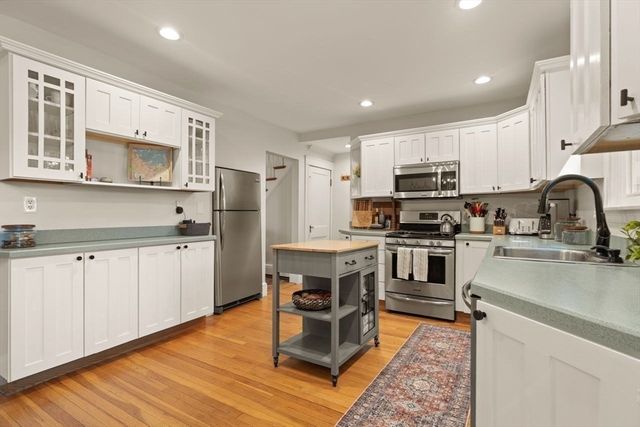 240 East Street, Weymouth, MA 02189
