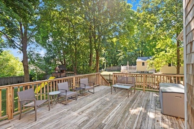 240 East Street, Weymouth, MA 02189