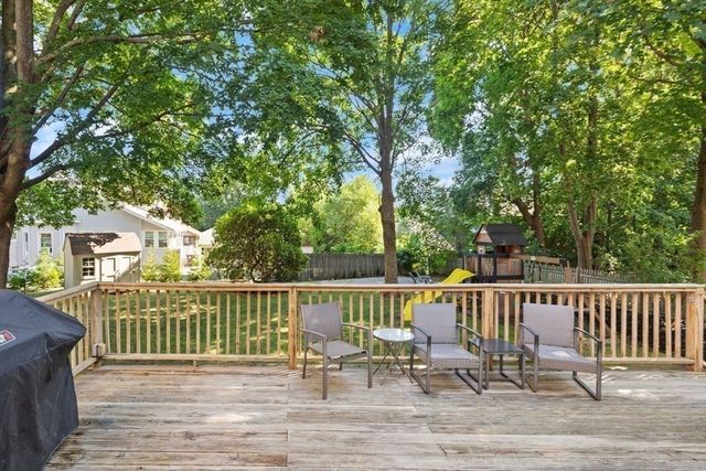 240 East Street, Weymouth, MA 02189