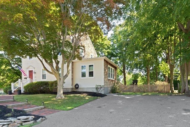 240 East Street, Weymouth, MA 02189