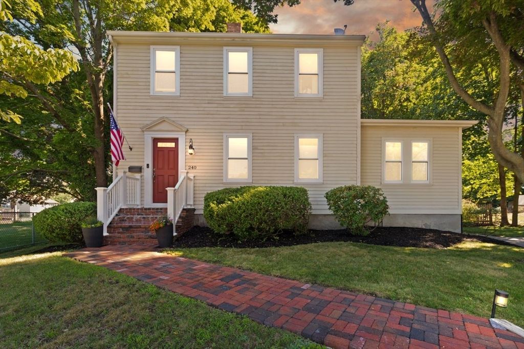 240 East Street, Weymouth, MA 02189