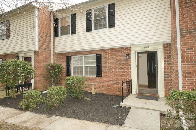 8805 Hunter Ridge Drive, Charlotte, NC 28226