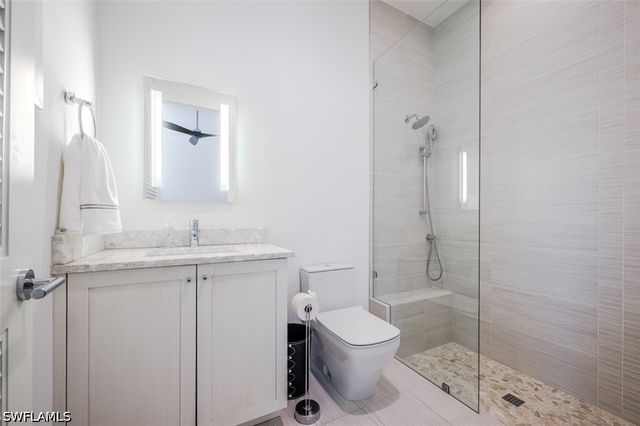 1880 SANDPIPER ST, Naples, FL 34102